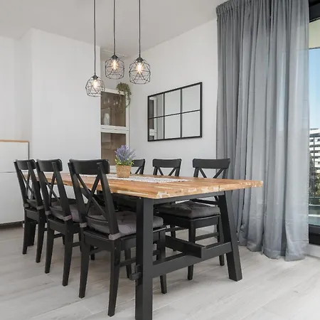 Apartment Homes Urban Sky Tower 4 G Malaga